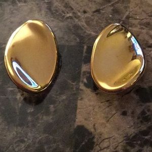 Goldtone sculpted shape earrings